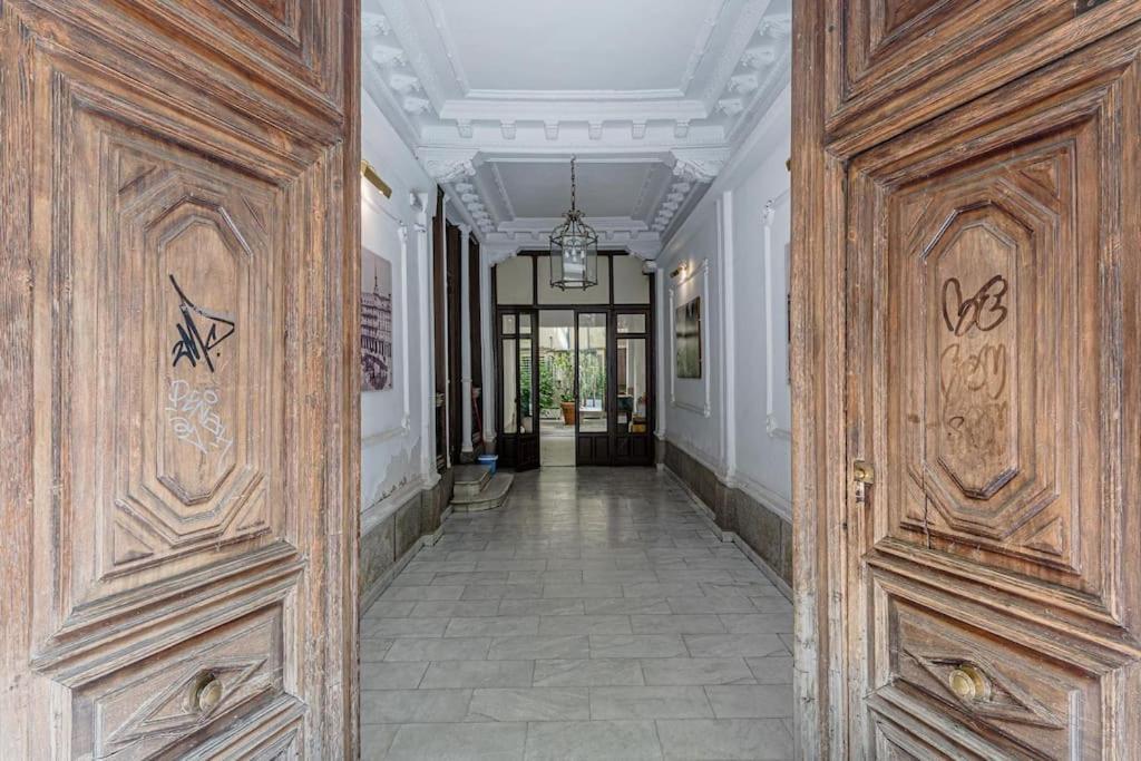 Modern Apartment In Chueca Inf3Iz4 Madrid Buitenkant foto