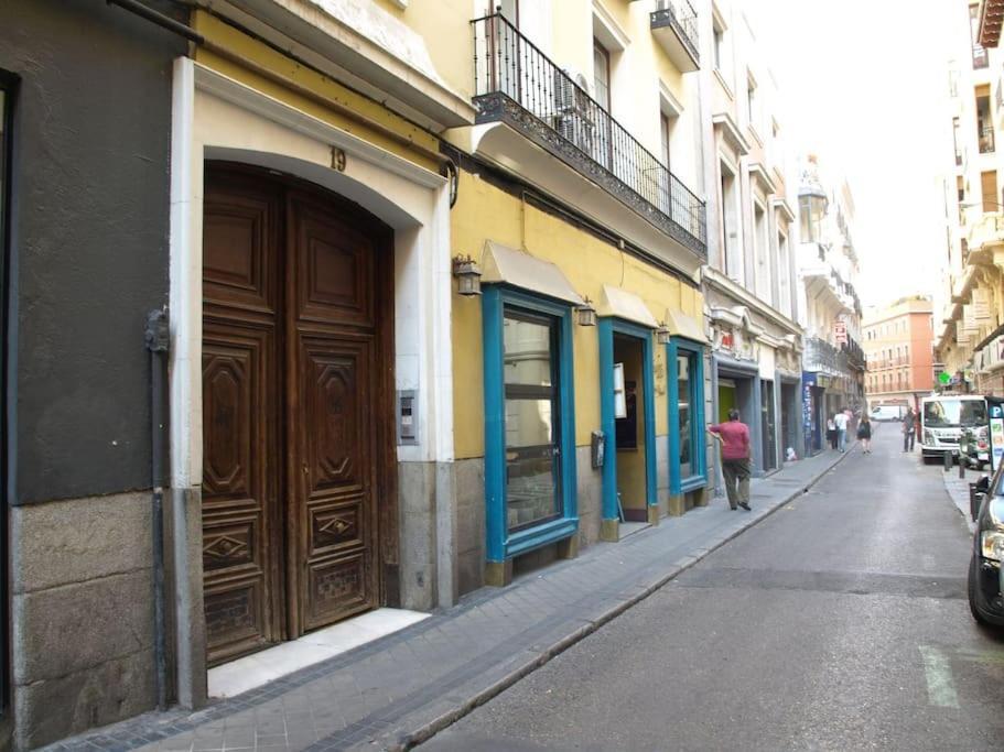 Modern Apartment In Chueca Inf3Iz4 Madrid Buitenkant foto