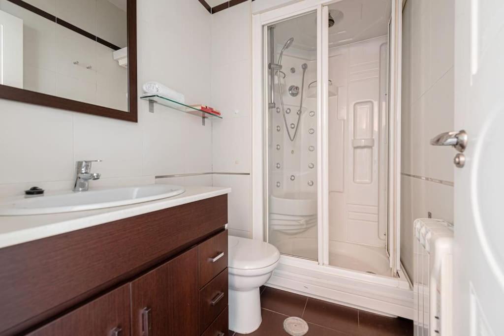 Modern Apartment In Chueca Inf3Iz4 Madrid Buitenkant foto